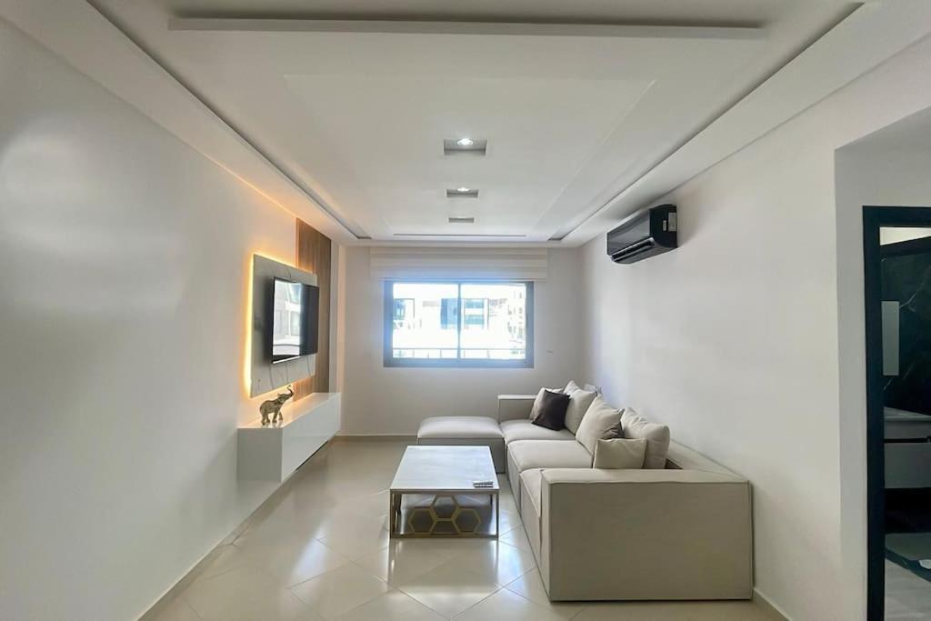 Spacious 3 Bedrooms & 2 Balcony - Comfortable Appartement