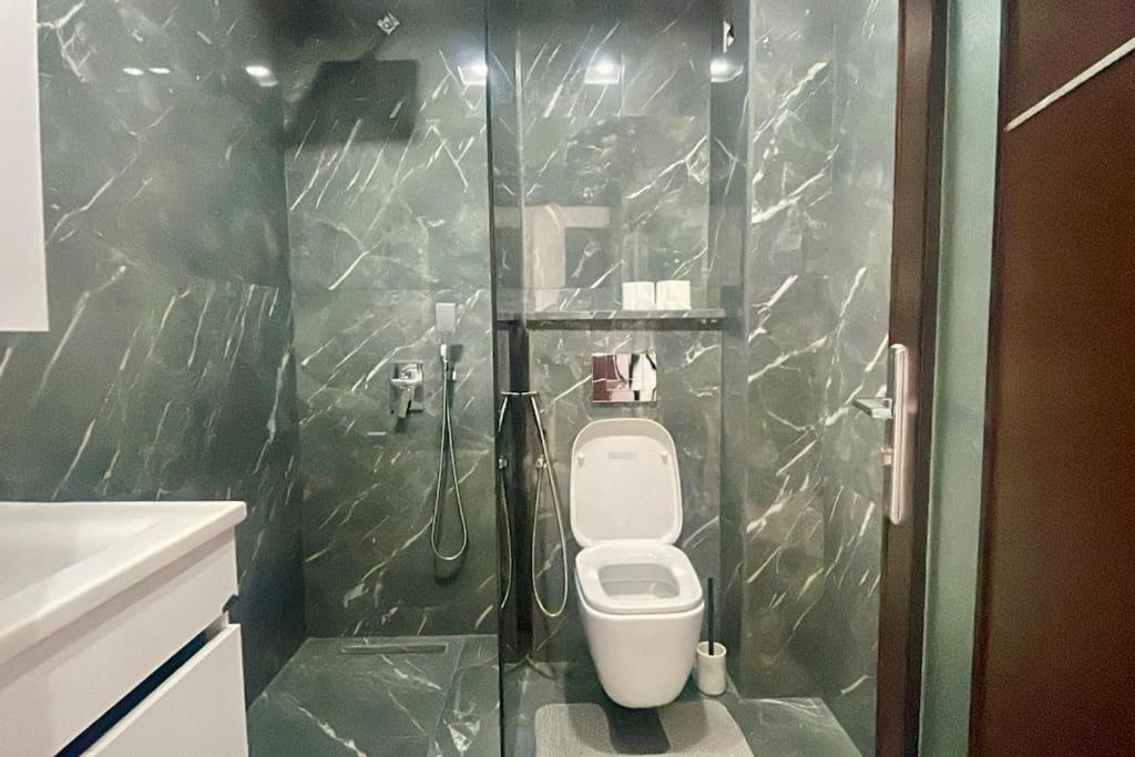 Appartement Spacious 3 Bedrooms & 2 Balcony - Comfortable